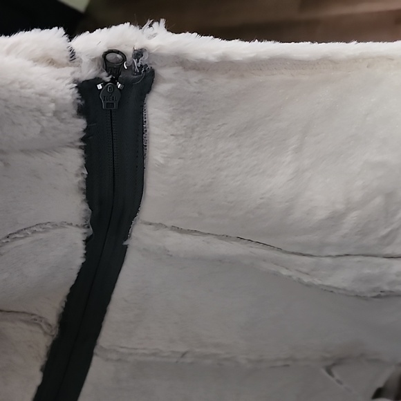 Athleta Reversible Faux Shearling Jacket Gray Cozy Fleece Coat Women’s - Picture 6 of 13